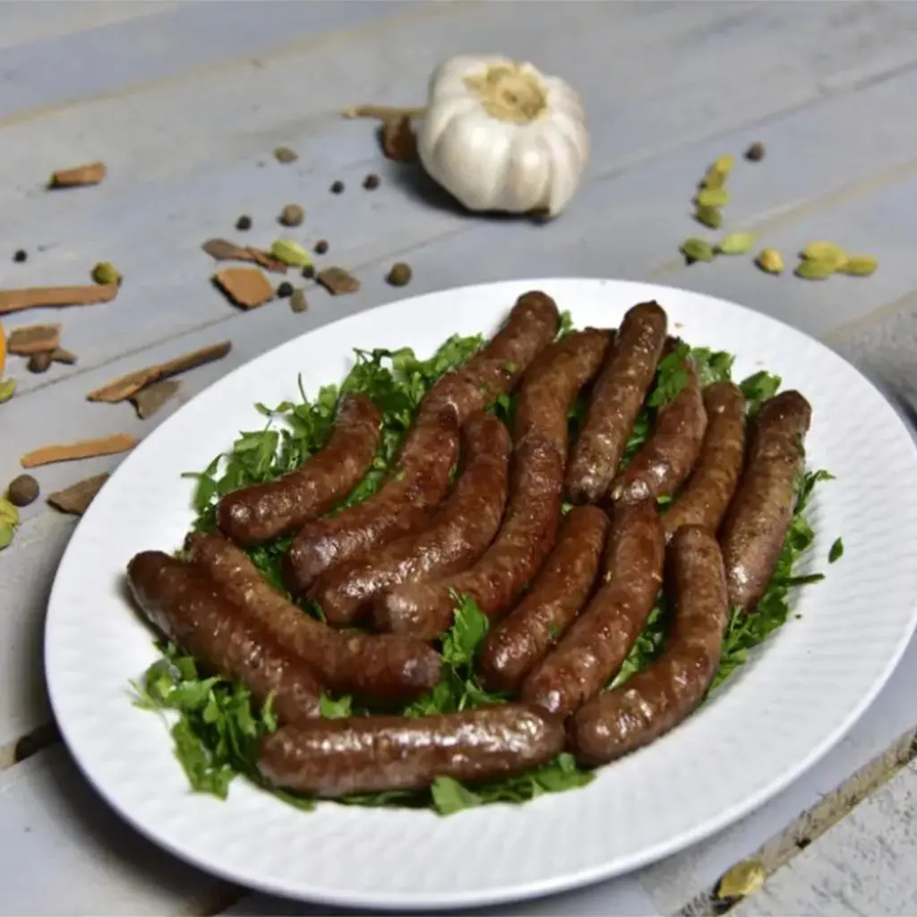 سجق مشوي على الفحم